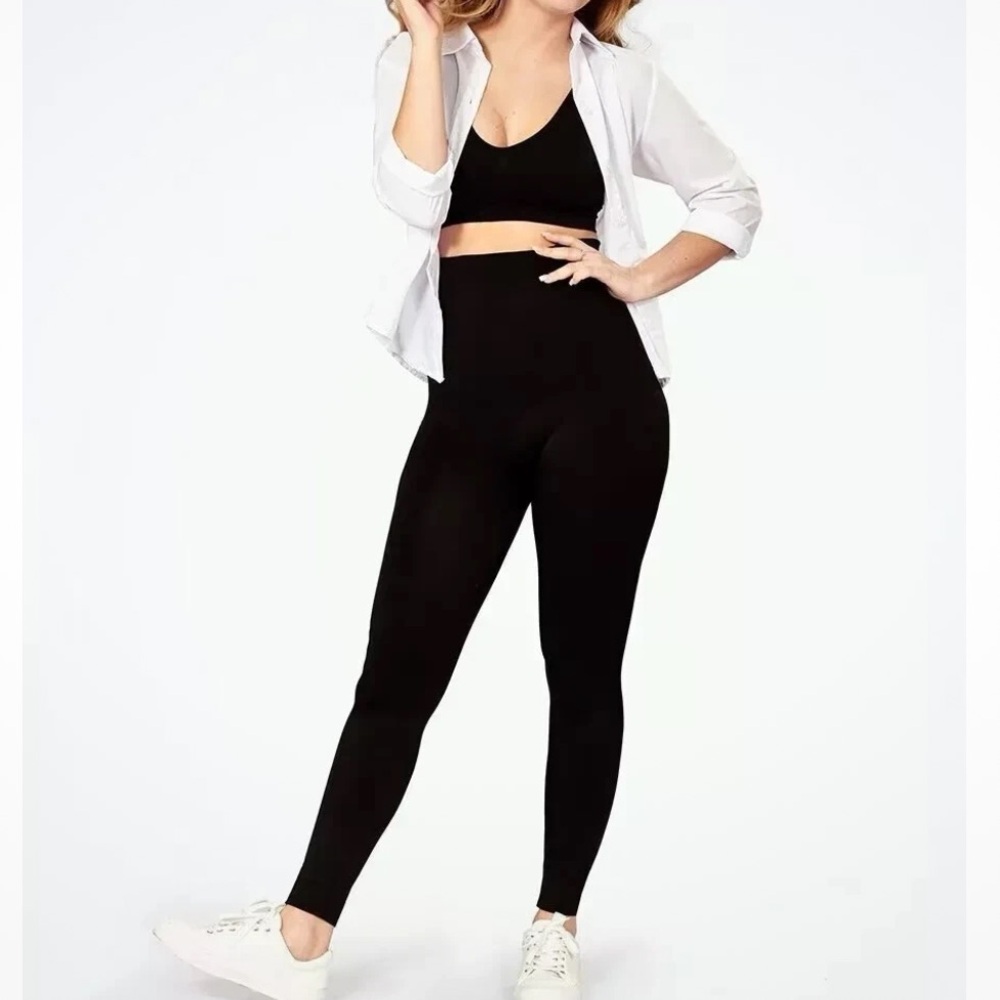 High-Waist Black Leggings — Women Pants & Jumpsuits